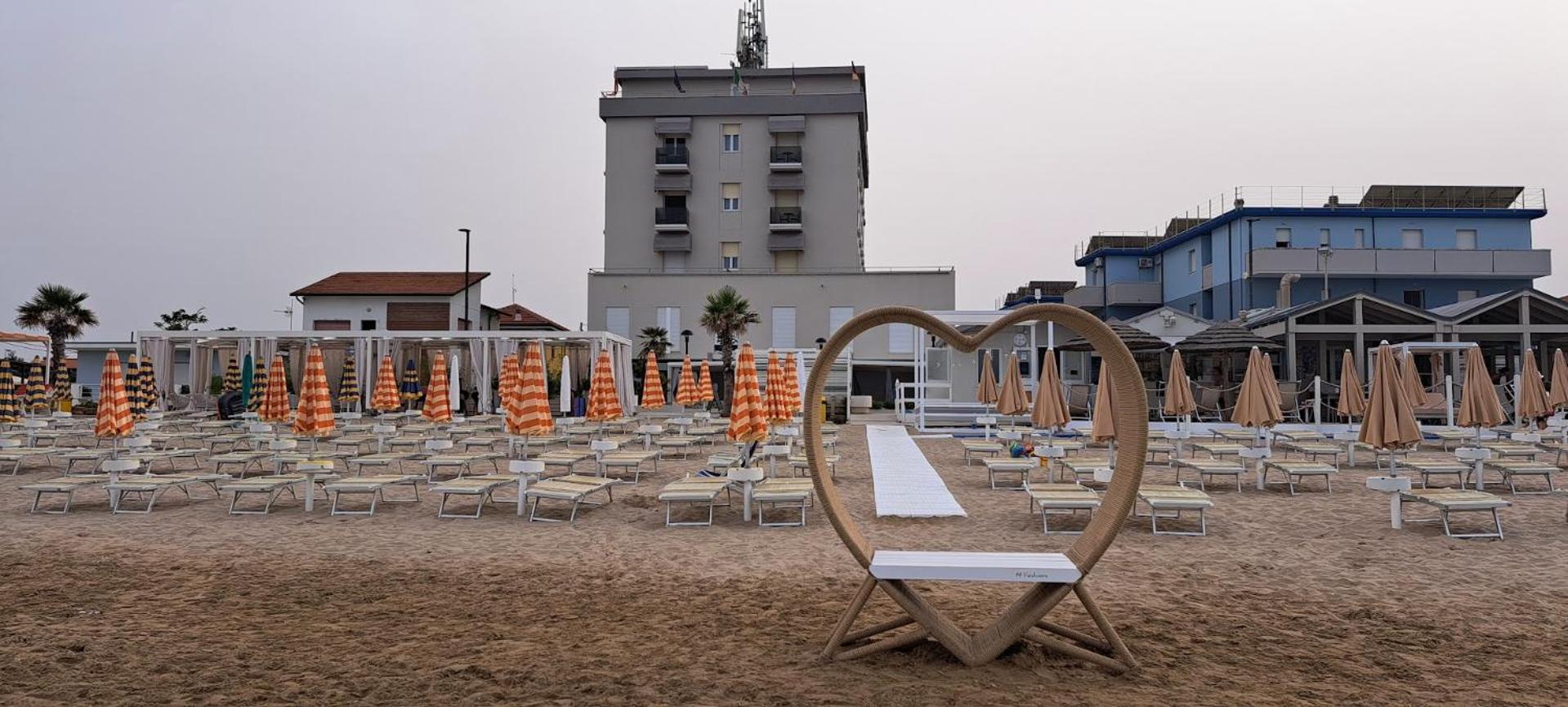 Hotel Caravel Marotta Dış mekan fotoğraf