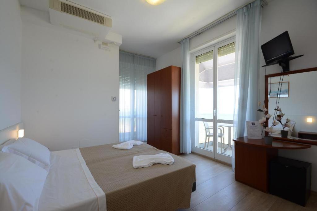 Hotel Caravel Marotta Dış mekan fotoğraf