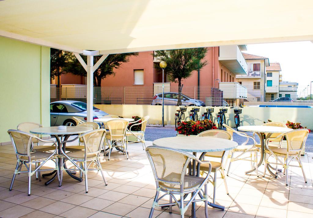 Hotel Caravel Marotta Dış mekan fotoğraf