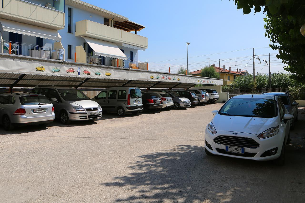 Hotel Caravel Marotta Dış mekan fotoğraf
